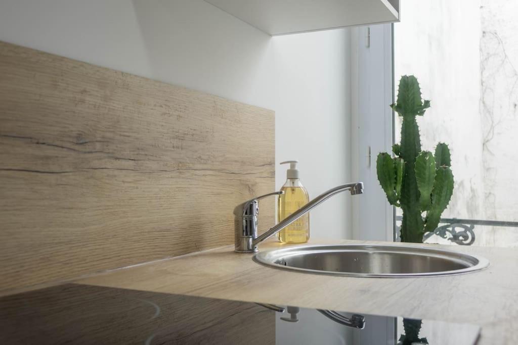 Studio Contemporain A Deux Pas De La Cathedrale Appartement Orléans Buitenkant foto